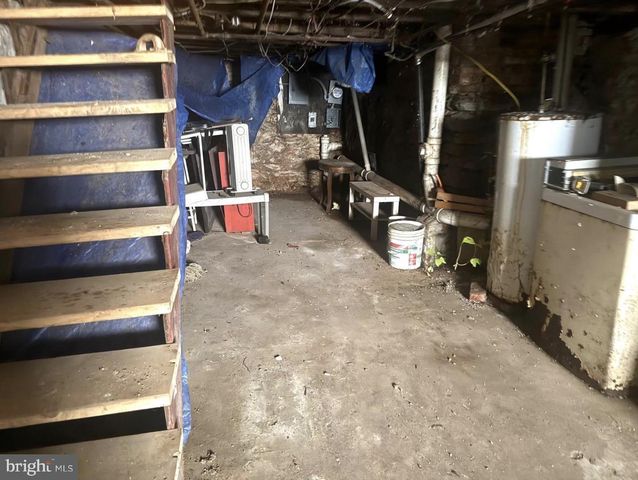 2237 PIERCE ST, Philadelphia, PA 19145
