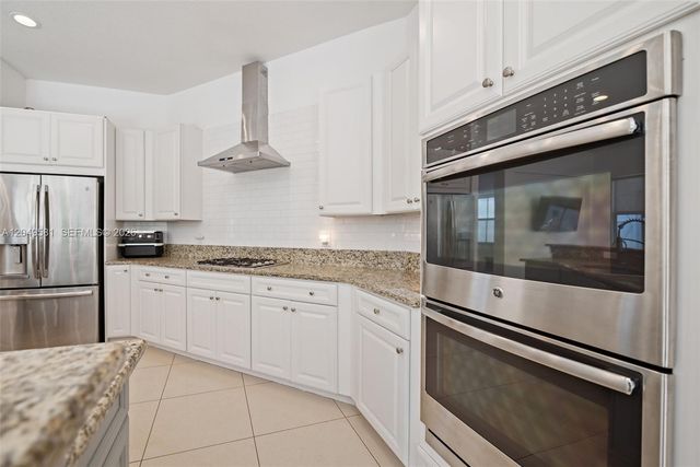 8530 Miralago Way, Parkland, FL 33076