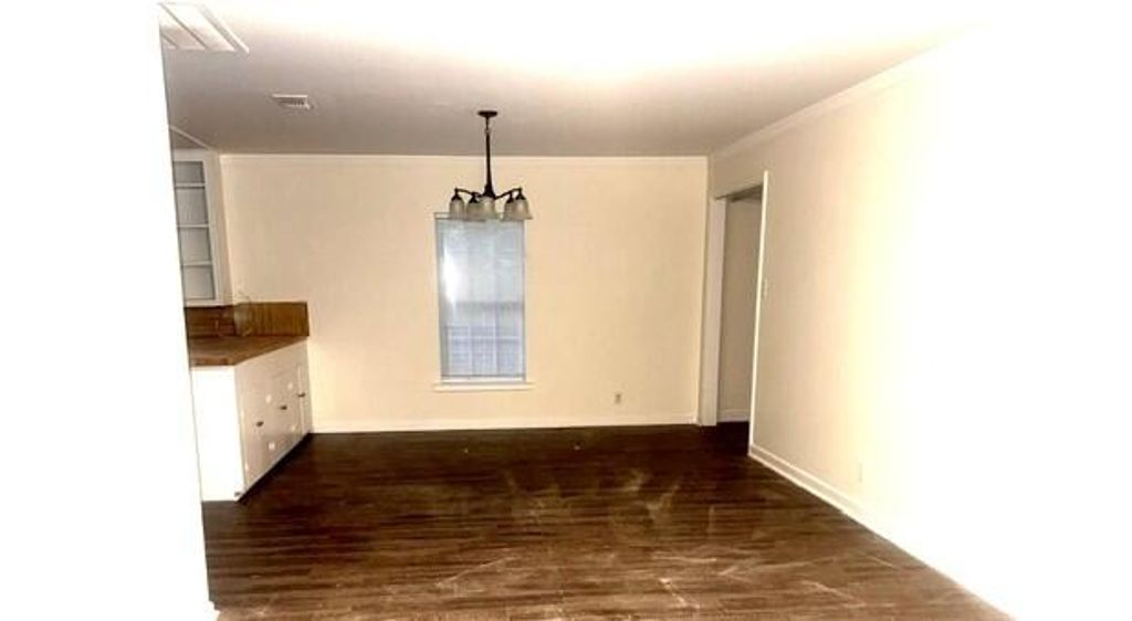 Image 3 of property listing at 615 Era Street, San Angelo, TX 76905