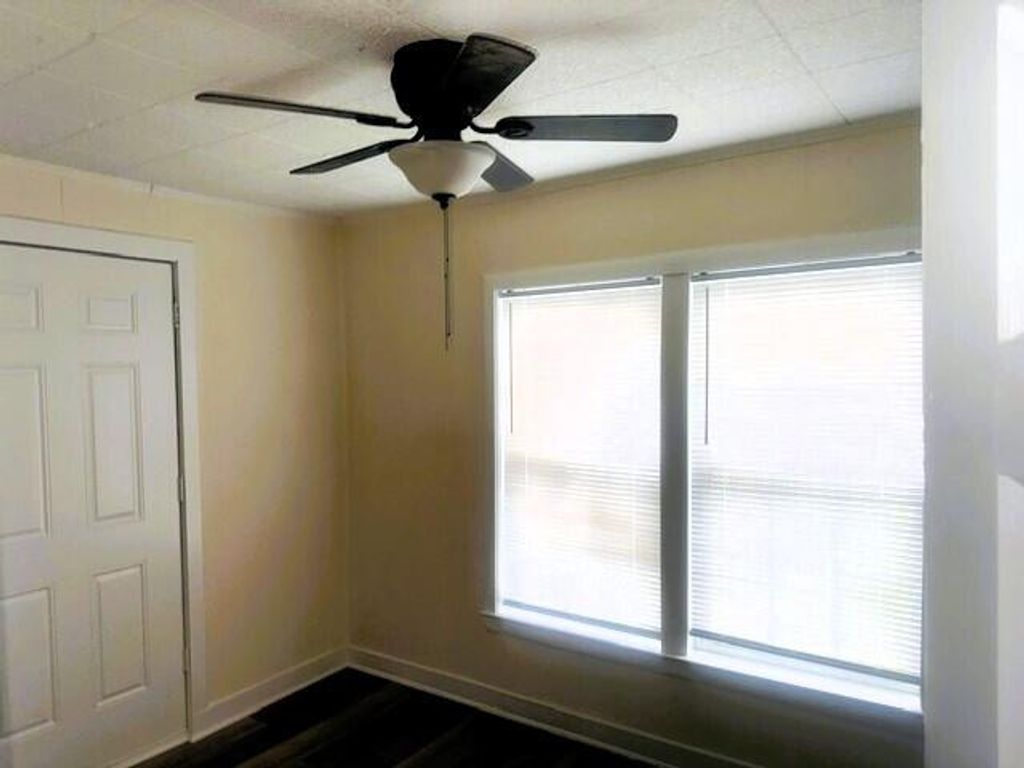 Image 8 of property listing at 615 Era Street, San Angelo, TX 76905