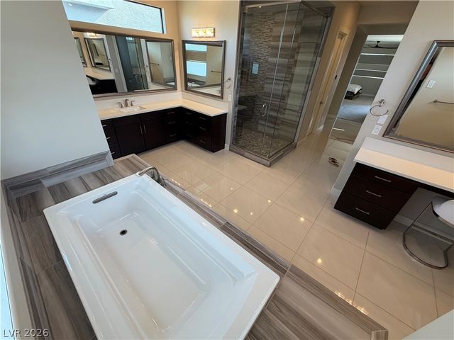 66 Pristine Glen Street, Las Vegas, NV 89135