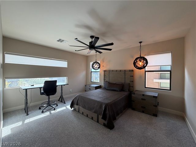 66 Pristine Glen Street, Las Vegas, NV 89135