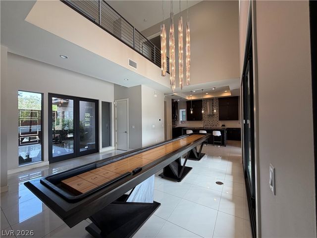 66 Pristine Glen Street, Las Vegas, NV 89135