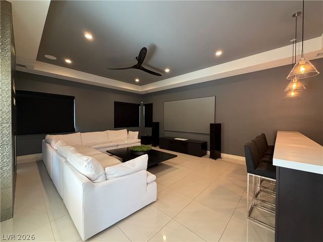 66 Pristine Glen Street, Las Vegas, NV 89135