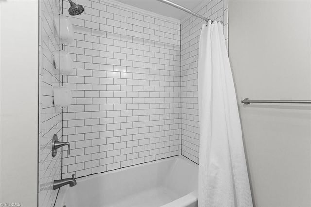 3009 Wellingford Drive, High Point, NC 27265