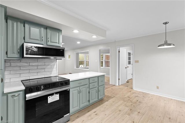 3009 Wellingford Drive, High Point, NC 27265