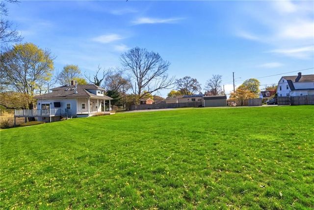 11 Heights Avenue, Warwick, RI 02889
