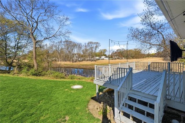 11 Heights Avenue, Warwick, RI 02889