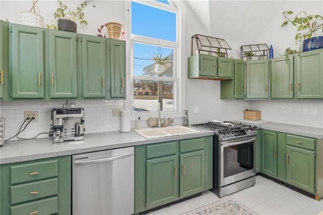 11 Heights Avenue, Warwick, RI 02889