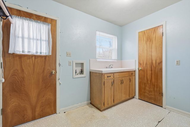 107 N 7th Street, Krum, TX 76249