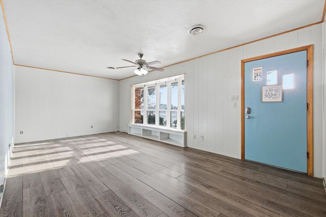 107 N 7th Street, Krum, TX 76249