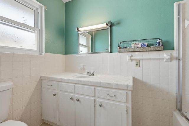 107 N 7th Street, Krum, TX 76249