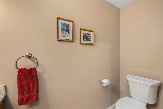 121 Zinnia Street, Warwick, RI 02886