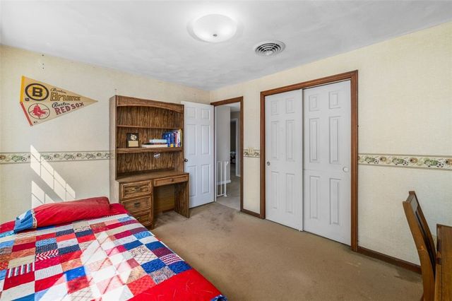 121 Zinnia Street, Warwick, RI 02886