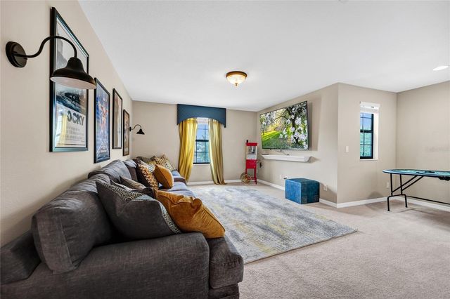 10037 LEYBURN COURT, Orlando, FL 32825