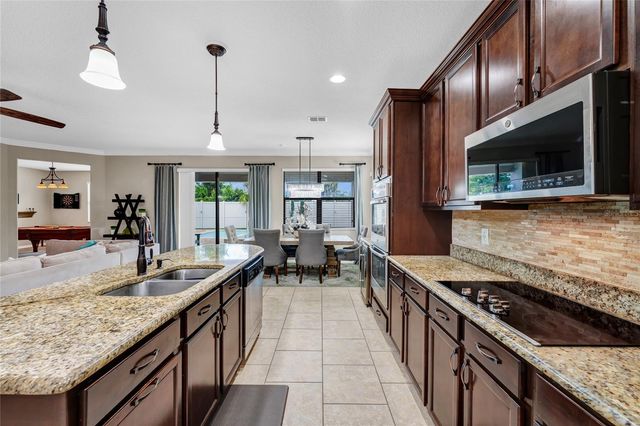 10037 LEYBURN COURT, Orlando, FL 32825