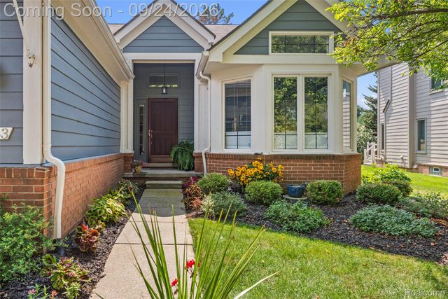 47543 Arbor Trail, Northville Township, MI 48168