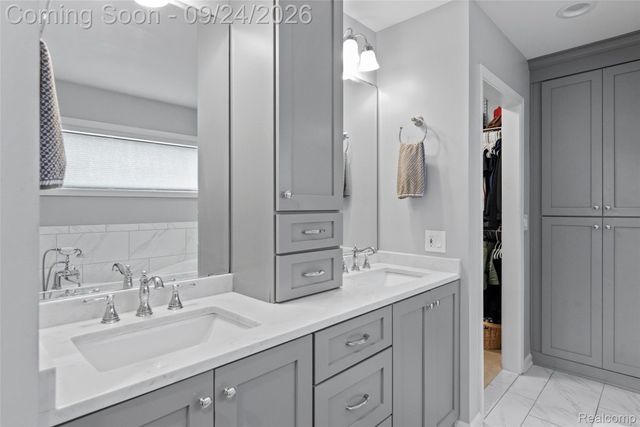 47543 Arbor Trail, Northville Township, MI 48168