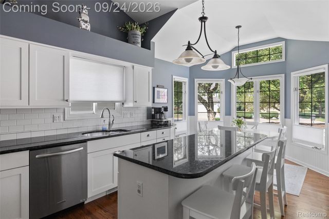 47543 Arbor Trail, Northville Township, MI 48168
