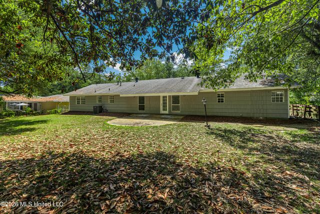 1404 Kimwood Drive, Jackson, MS 39211