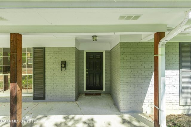 1404 Kimwood Drive, Jackson, MS 39211