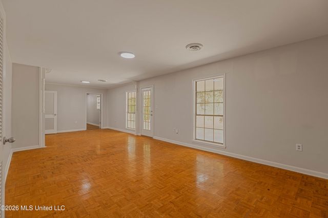 1404 Kimwood Drive, Jackson, MS 39211