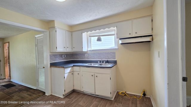 920 Vine Street, Lansing, MI 48912