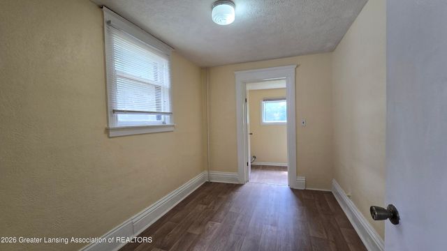 920 Vine Street, Lansing, MI 48912