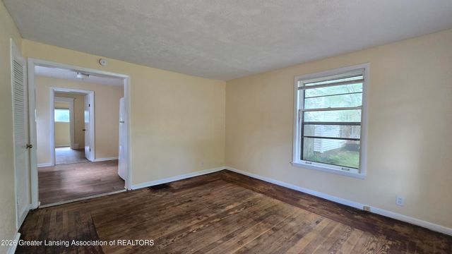 920 Vine Street, Lansing, MI 48912