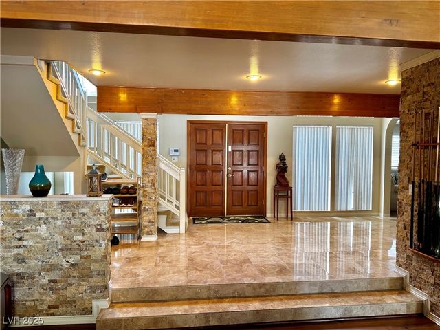 2975 Montessouri Street, Las Vegas, NV 89117