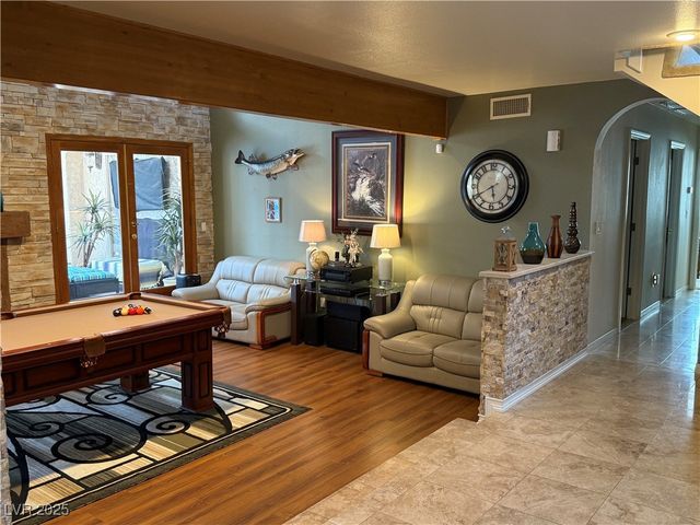 2975 Montessouri Street, Las Vegas, NV 89117