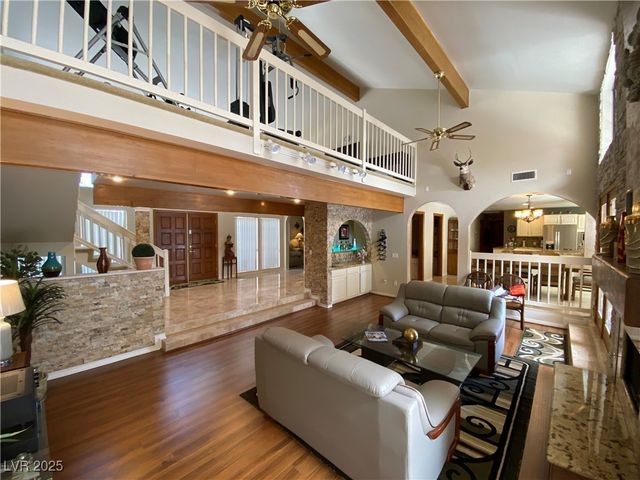 2975 Montessouri Street, Las Vegas, NV 89117