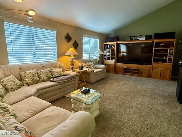 2975 Montessouri Street, Las Vegas, NV 89117