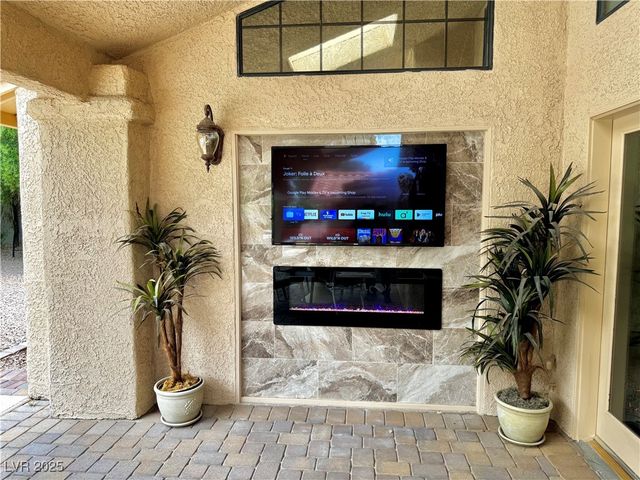 2975 Montessouri Street, Las Vegas, NV 89117