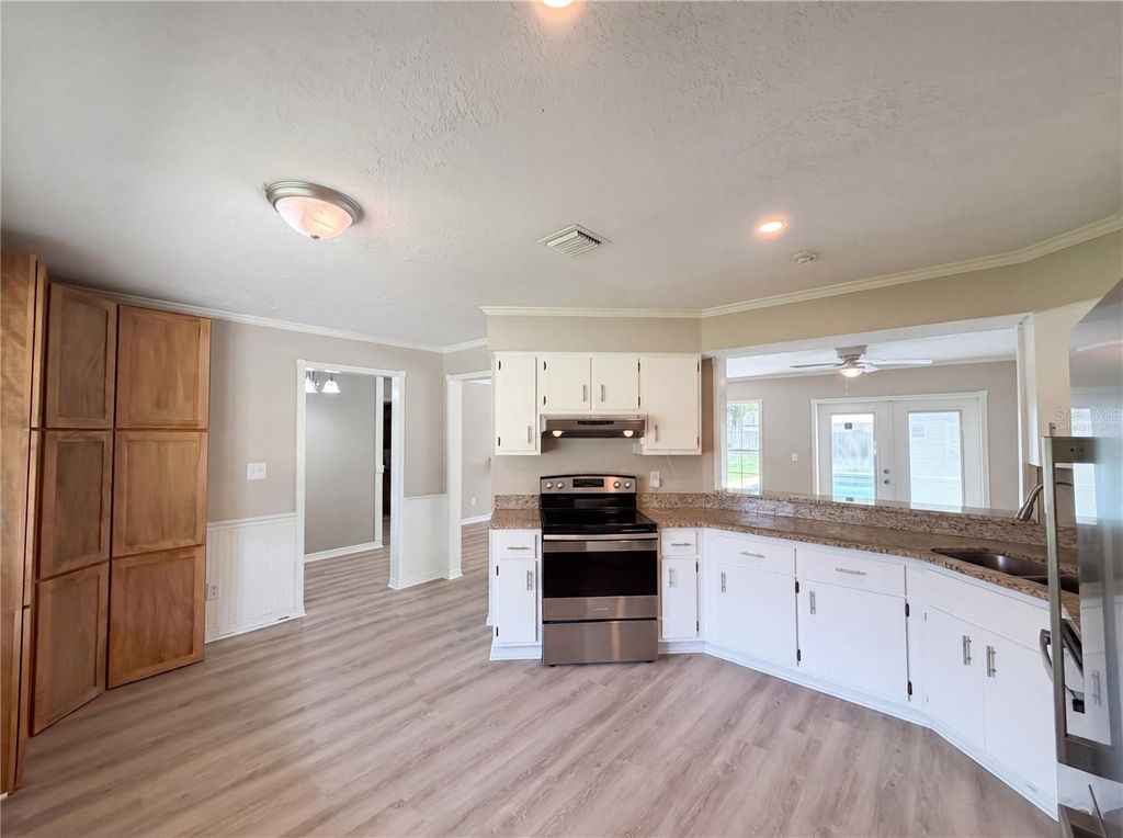 Image 2 of property listing at 1770 NE 37TH STREET, Ocala, FL 34479