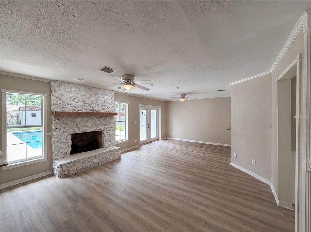 Image 3 of property listing at 1770 NE 37TH STREET, Ocala, FL 34479