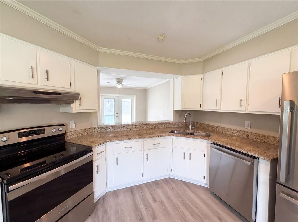 Image 6 of property listing at 1770 NE 37TH STREET, Ocala, FL 34479