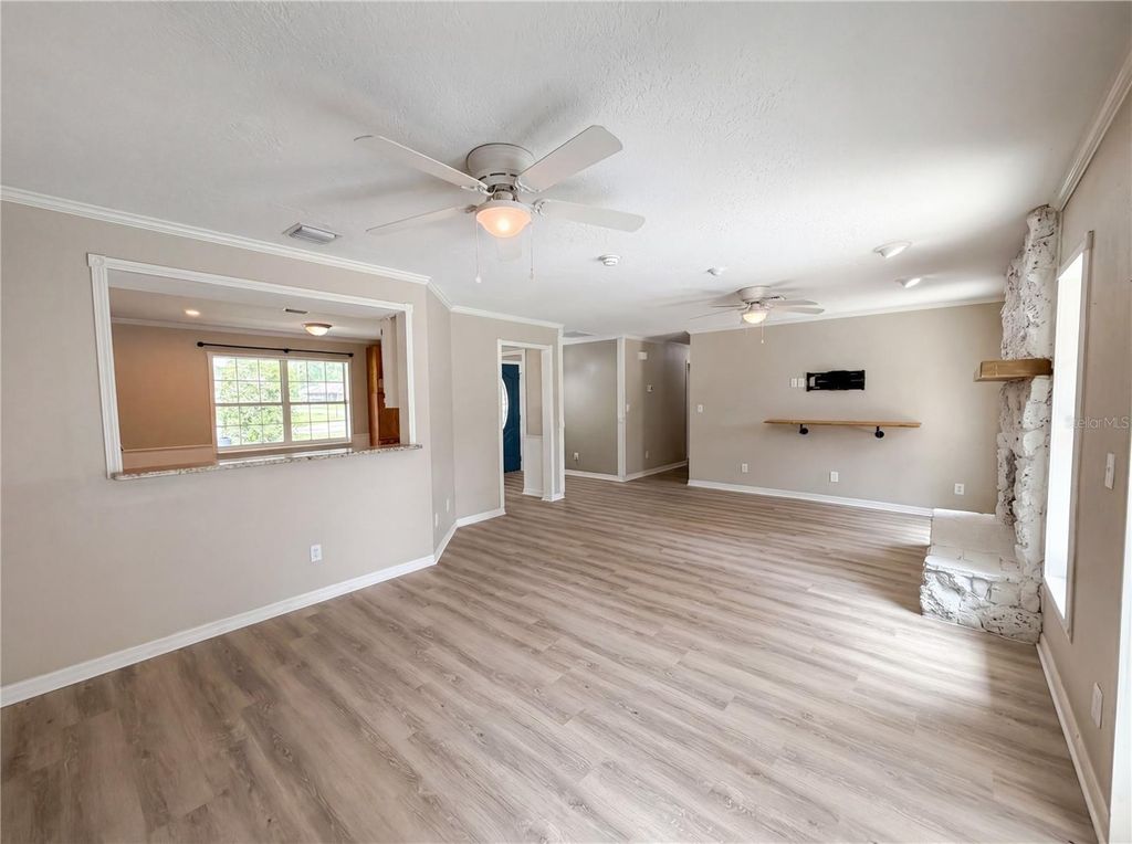 Image 8 of property listing at 1770 NE 37TH STREET, Ocala, FL 34479