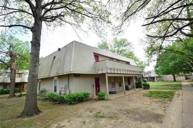 6601 S Zunis Avenue 2302, Tulsa, OK 74136
