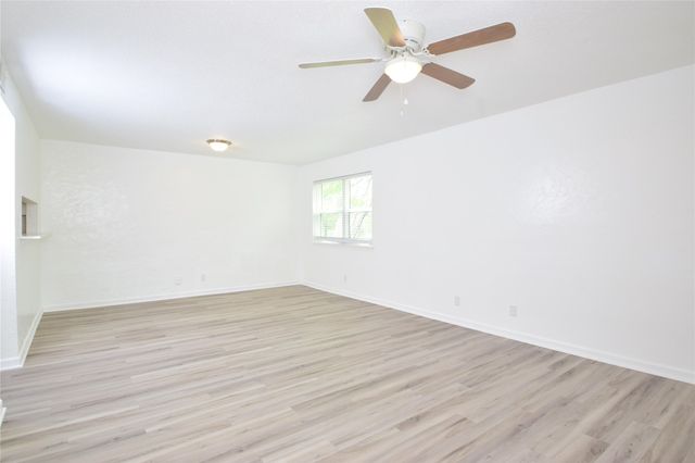 6601 S Zunis Avenue 2302, Tulsa, OK 74136