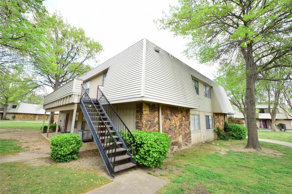6601 S Zunis Avenue 2302, Tulsa, OK 74136