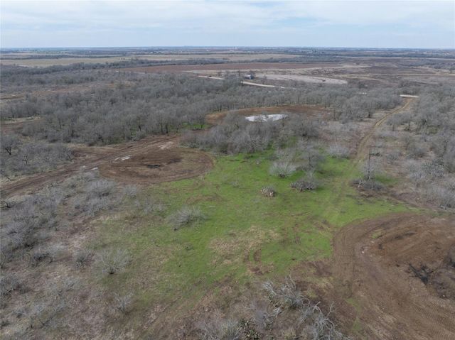 680 County Road 467, Elgin, TX 78621