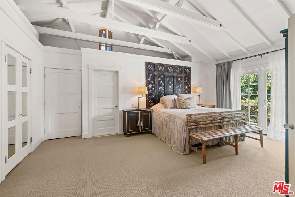 Image 17 of property listing at 1520 Willina Lane, Santa Barbara, CA 93108