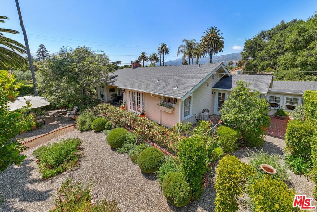 Image 35 of property listing at 1520 Willina Lane, Santa Barbara, CA 93108