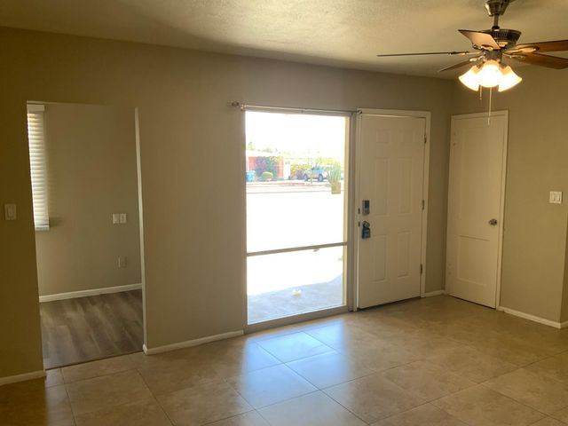 9444 N 4th Avenue, Phoenix, AZ 85021