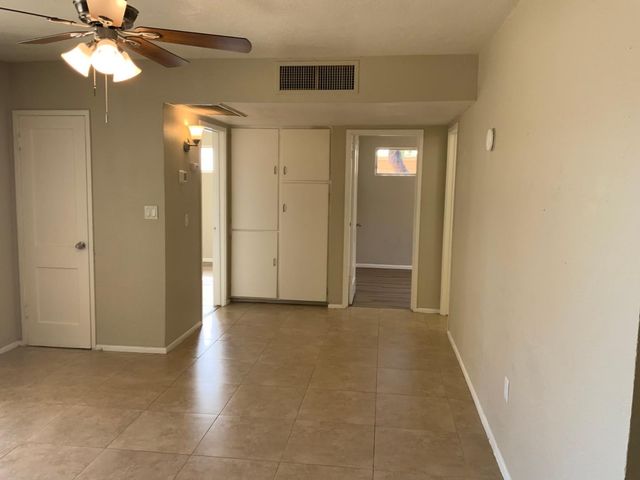 9444 N 4th Avenue, Phoenix, AZ 85021
