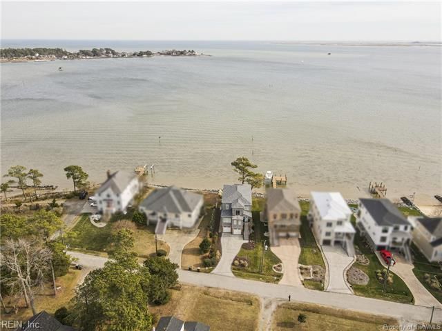 120 Jennings DR, Yorktown, VA 23692