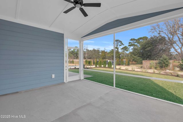 525 Sailor Sky Way 390, Hampstead, NC 28443