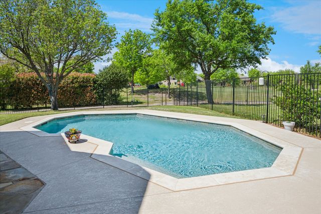 10001 Waterview Parkway, Rowlett, TX 75089