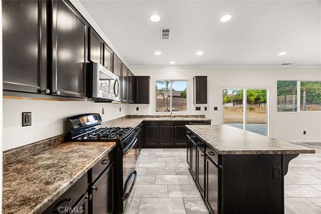 33286 Mesolite, Menifee, CA 92584